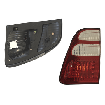 RIGHT TAIL LIGHT TO SUIT TOYOTA LANDCRUISER 100 SERIES 9/2002–4/2005