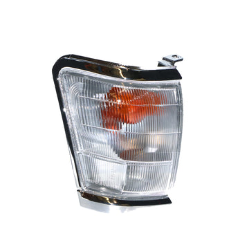 RIGHT FRONT CORNER LIGHT TO SUIT TOYOTA HILUX 2WD 4WD UTILITY 8/1997–9/2001