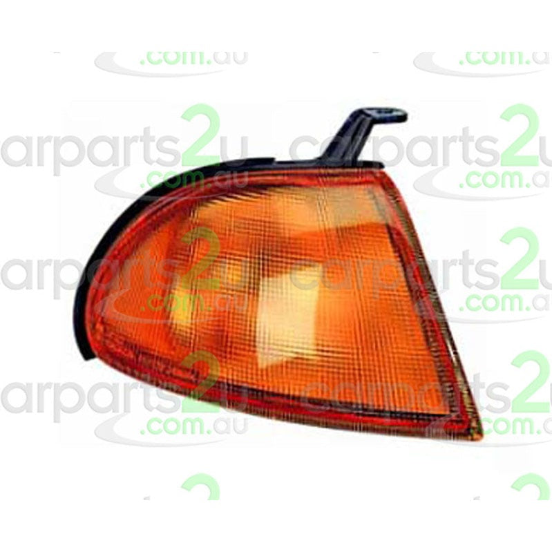 RIGHT FRONT CORNER LIGHT TO SUIT FORD FESTIVA WB WD WF 5 DOOR HATCH 4/1994–12/1996