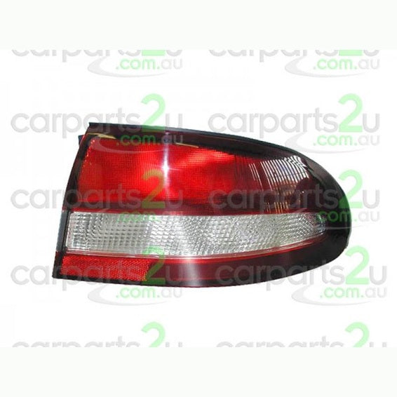 RIGHT TAIL LIGHT TO SUIT HOLDEN COMMODORE VT SEDAN 6/1999–9/2000