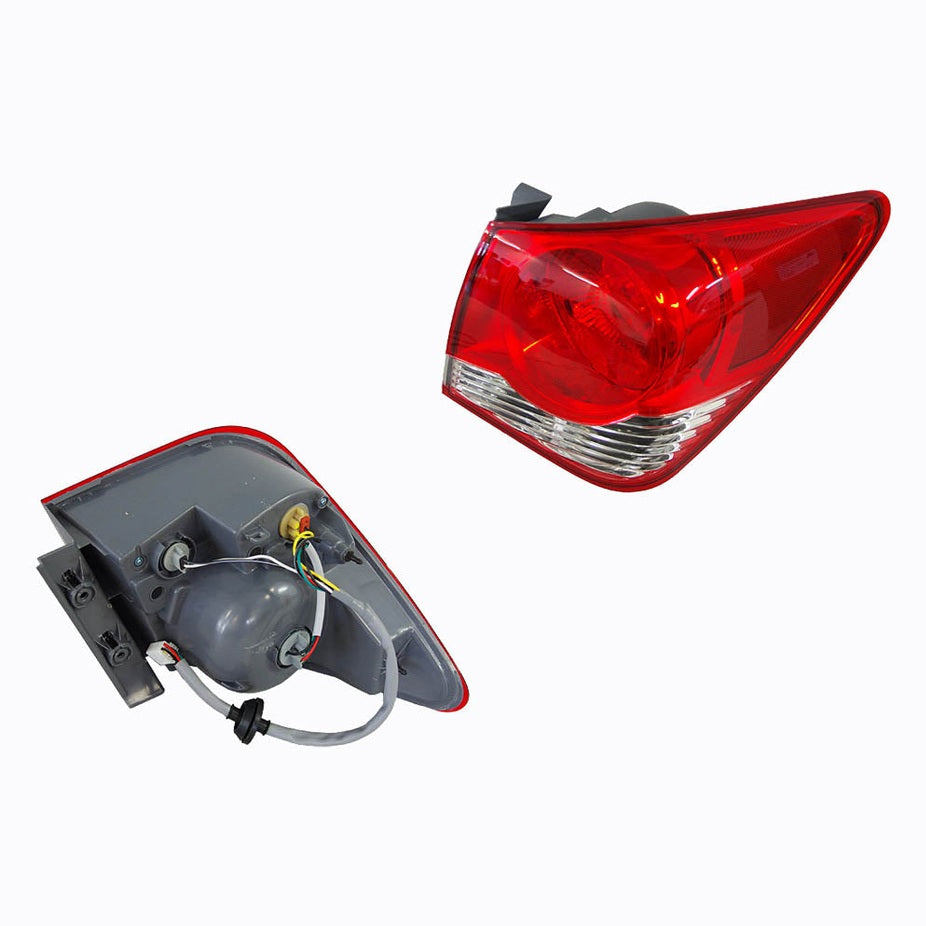 RIGHT TAIL LIGHT TO SUIT HOLDEN CRUZE JG SEDAN 6/2009–3/2011