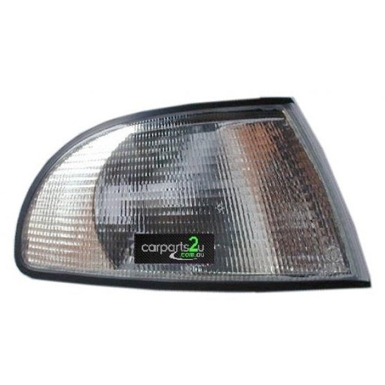 RIGHT FRONT CORNER LIGHT TO SUIT AUDI A4 B5 8/1995–1/1999