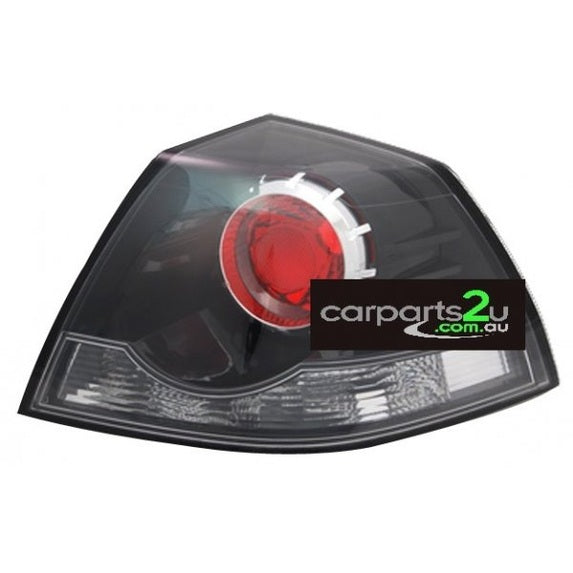 RIGHT TAIL LIGHT TO SUIT HOLDEN COMMODORE VE SEDAN SS-V 8/2006–9/2010