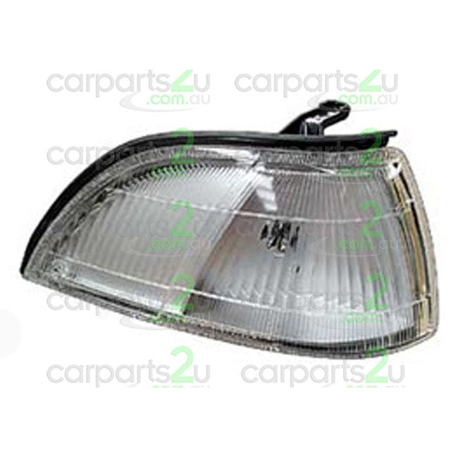 RIGHT FRONT CORNER LIGHT TO SUIT TOYOTA COROLLA AE90 AE92 AE93 WAGON 7/1991–8/1994