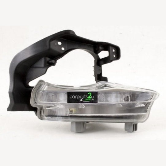 RIGHT DAYTIME DRIVING LIGHT TO SUIT TOYOTA KLUGER GSU50 WAGON 12/2013–11/2016
