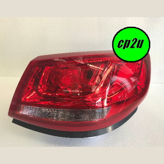 RIGHT TAIL LIGHT TO SUIT HOLDEN COMMODORE VF SEDAN 5/2013–10/2015