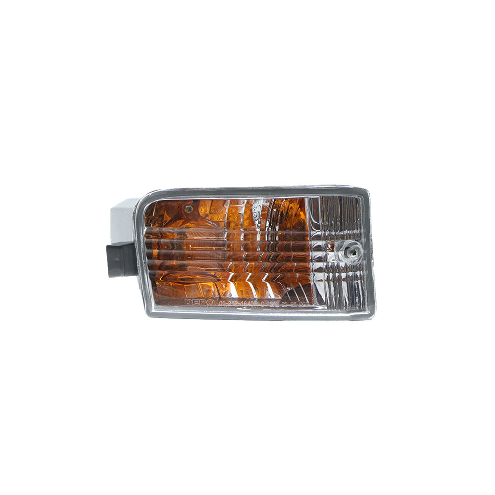 RIGHT FRONT BAR LAMP TO SUIT TOYOTA RAV 4 XA20 WAGON 5/2000–7/2003